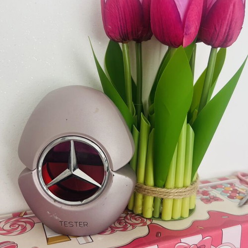 Mercedes perfume like new, 100 ml