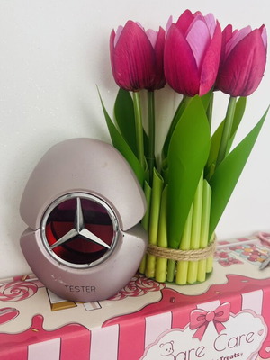 Mercedes perfume like new, 100 ml