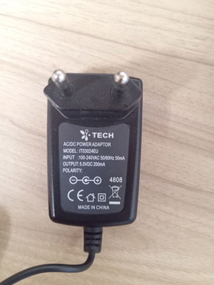AC/DC adaptor Tech IT03024EU μεταχειρισμένο
