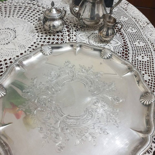 Silver-plated set with tray, teapot, creamer and sugar bowl like new