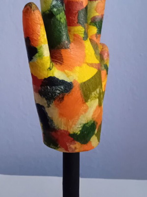 Handmade decorative jewelry or other items stand