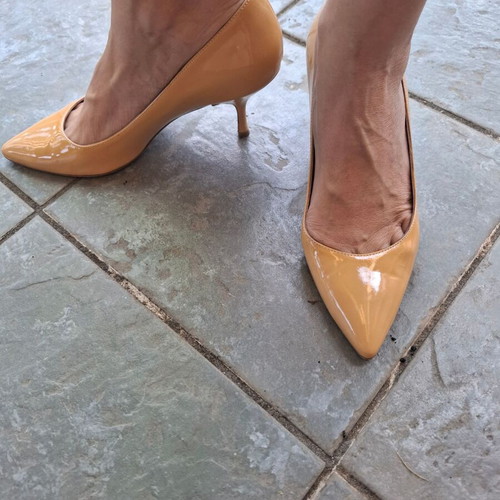 Kalogirou patent leather pumps size 38, dark beige, like new