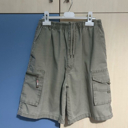Cargo shorts Sportmax σαν καινούριο, ανοιχτό χακί, μέγεθος M