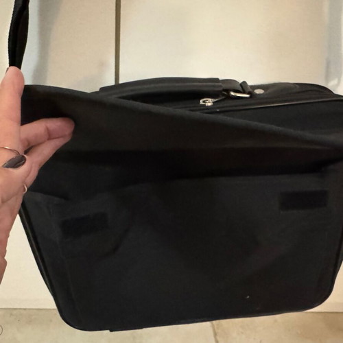 Laptop bag BASE XX like new, black with multiple compartments