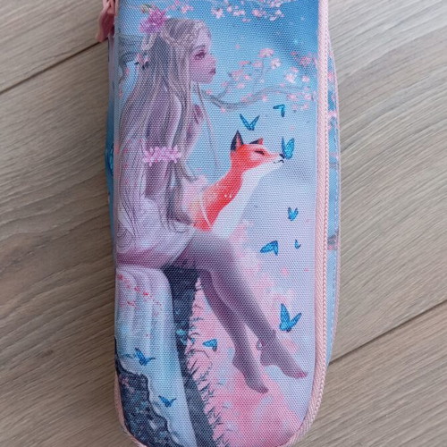 Polo double oval pencil case girl with fox like new