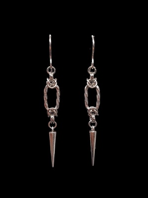 Alternative earrings made of steel with chainmail technique
