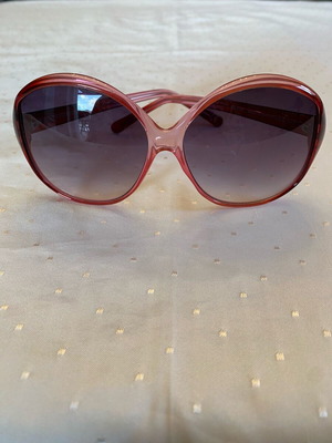 Segue women's sunglasses new, round with red frame and grey gradient lenses