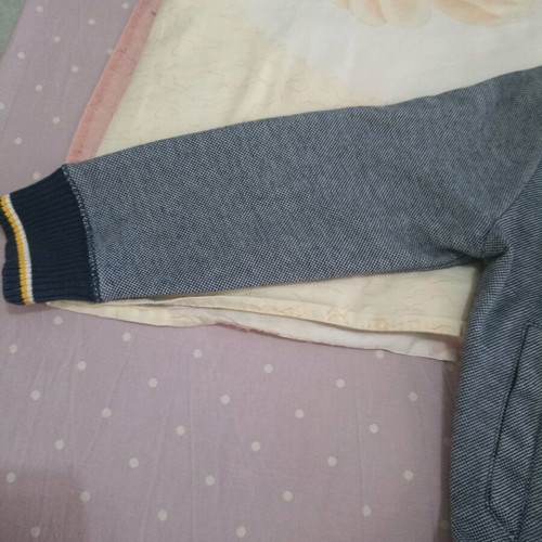 Orchestra No5 kids cardigan like new, age 5