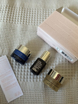 Estee Lauder kit with day cream, night cream and serum, new