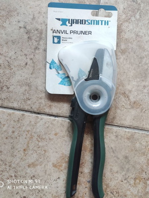YardSmith anvil pruner heavy-duty blade, last piece