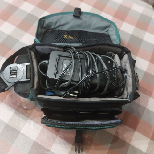 Sony CCD-TR620E analogue camcorder full set like new