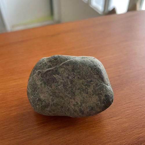 Serpentine type rock new with natural patterns