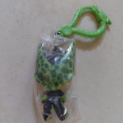 Cell keychain 2000 Dragon Ball sealed new