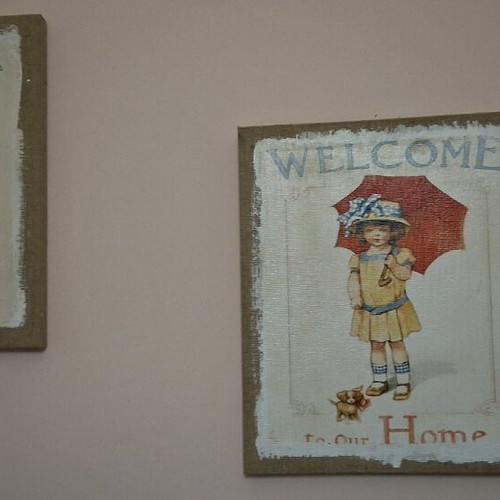 Vintage trimar welcome frames set of 2, new
