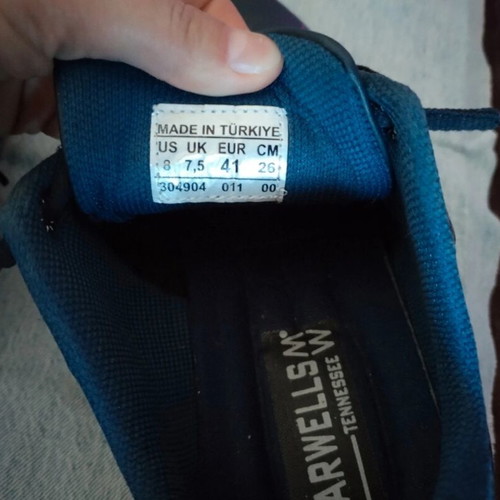 Maxwell men's shoes size 41 athletic like new, black and blue