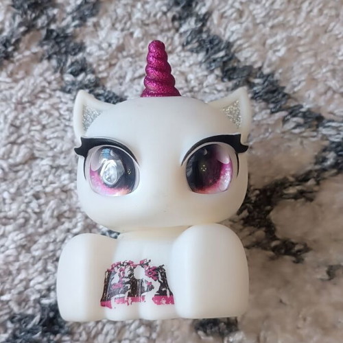 Unicorn kids toy used, made of semi-flexible material