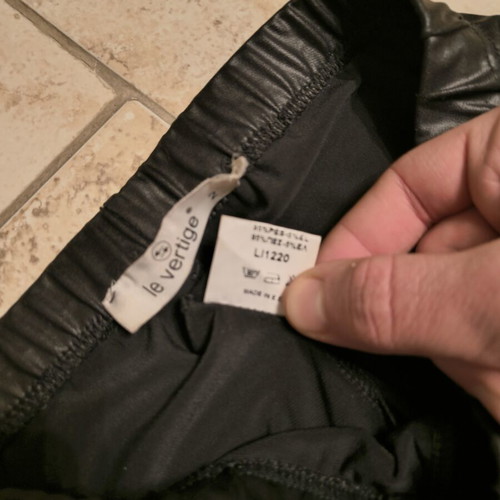 Le Vertige faux leather leggings like new, black, size L