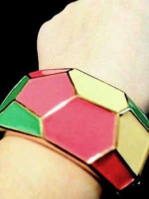 Βραχιόλι Cuff Assymetrical Beehive πολύχρωμο σαν καινούργιο