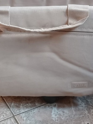 Τσάντα laptop Inglesina μεταχειρισμένη, μεγάλη ευρύχωρη για παλαιού τύπου laptop