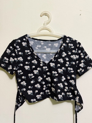 Shein crop floral top like new, multicolor, size S