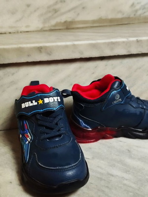 Bull Boys kids boots used, size 30, blue
