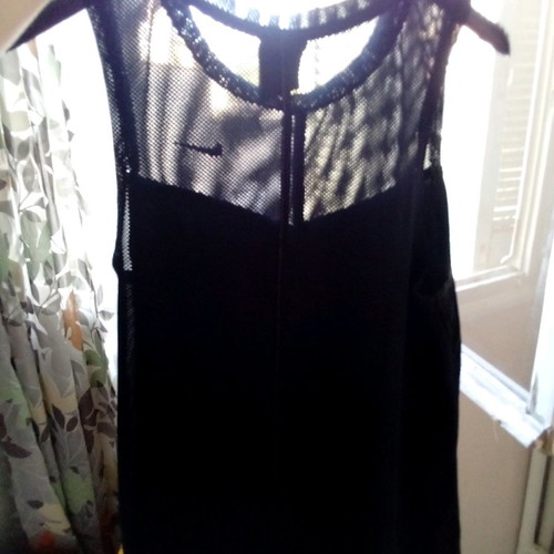 Nike small tank top used, black, ideal for yoga