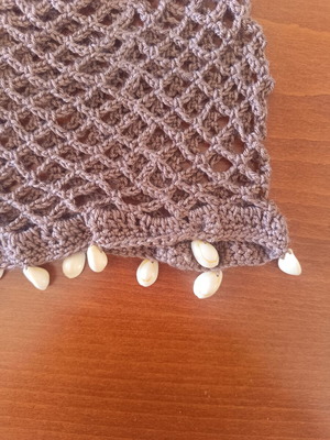 Handmade net hat with shells, new, brown