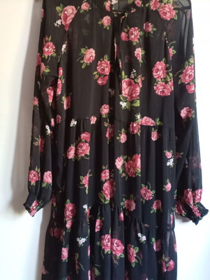 Stradivarius Floral Chiffon Dress like new, multicolor, size L