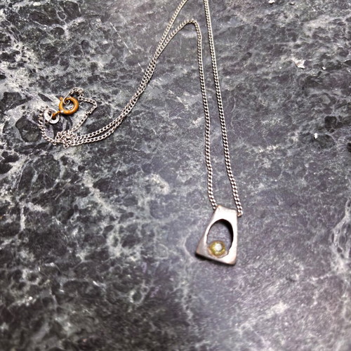 Silver pendant with semi-precious stone