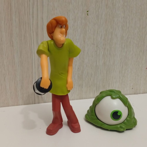 Burger King Hanna Barbera Scooby Doo Shaggy & Swamp Monster figure set