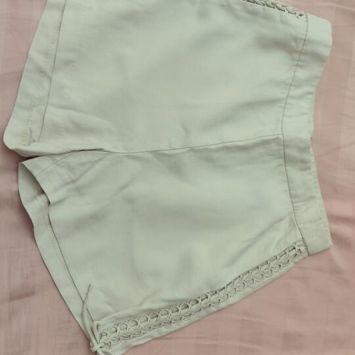 H&M Beige Shorts like new, size 38 recommended for 36