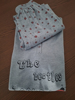 Women's gray pajamas size S like new
