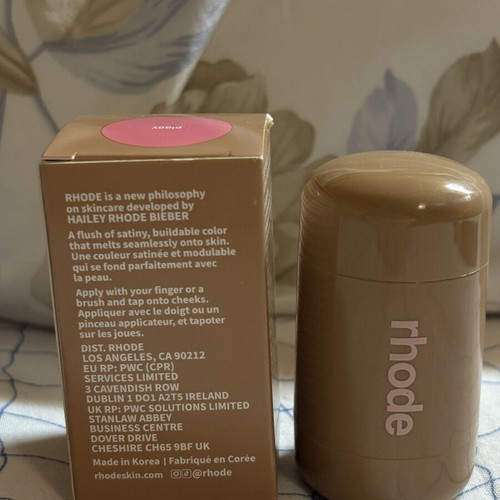Rhode Pocket Blush Piggy new