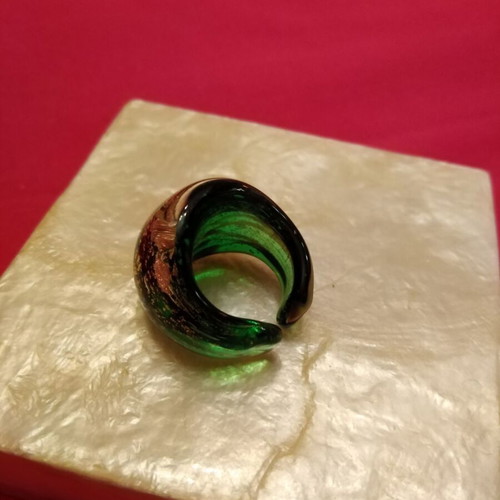 Murano ring new in green color