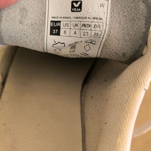 Veja Sneakers V-10 Leather Athletic Shoes Size 37 like new