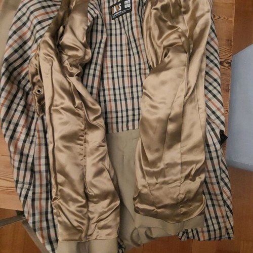 DAKS trench coat like new, beige, size XL