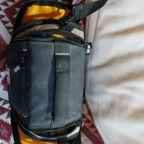 Case Logic SLR Camera Holster TBC-306 Black shoulder bag with Nikon strap like new