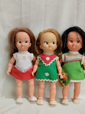 NIS Greek Dolls used, pack of 3, 1970s-80s