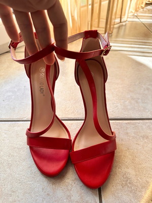 Luigi high-heeled sandals like new, size 38, beige and red