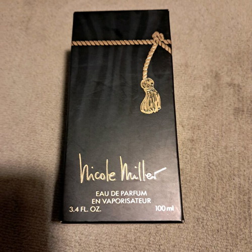 Nicole Miller Eau de Parfum 90 ml like new