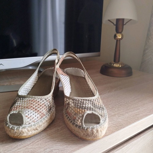 Women's platform sandals used, size 37