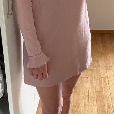 Mini dress long sleeve with ruffles Bershka size M used, pink