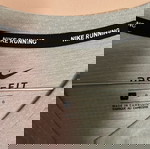  Nike Running Dri-Fit κοντομάνικη μπλούζα Large Σε πολύ καλή κατάσταση. Τιμή 15 Ευρώ