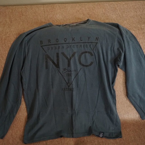 Men's long sleeve shirt size M green like new