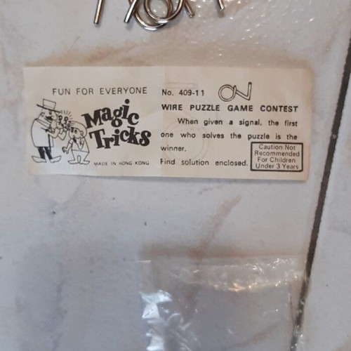 Hocus Pocus Magic Show vintage 1989 with wire puzzle game