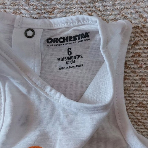 Orchestra set of 6 t-shirts and 2 shorts like new, for 6 months