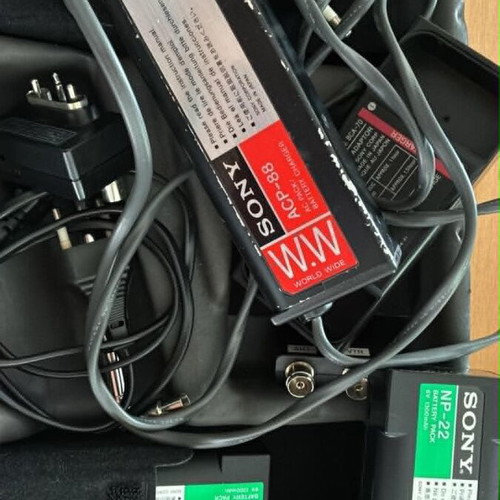 Sony CCD-V30E Video Camera Vintage Video 8 with Accessories