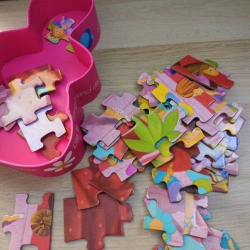 Djeco puzzle ballerina, like new, 36 pieces