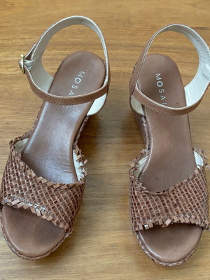 Mosaic sandals used, woven leather, brown, size 40