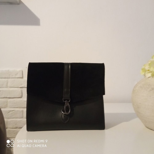 Bonendis leather crossbody bag like new, black